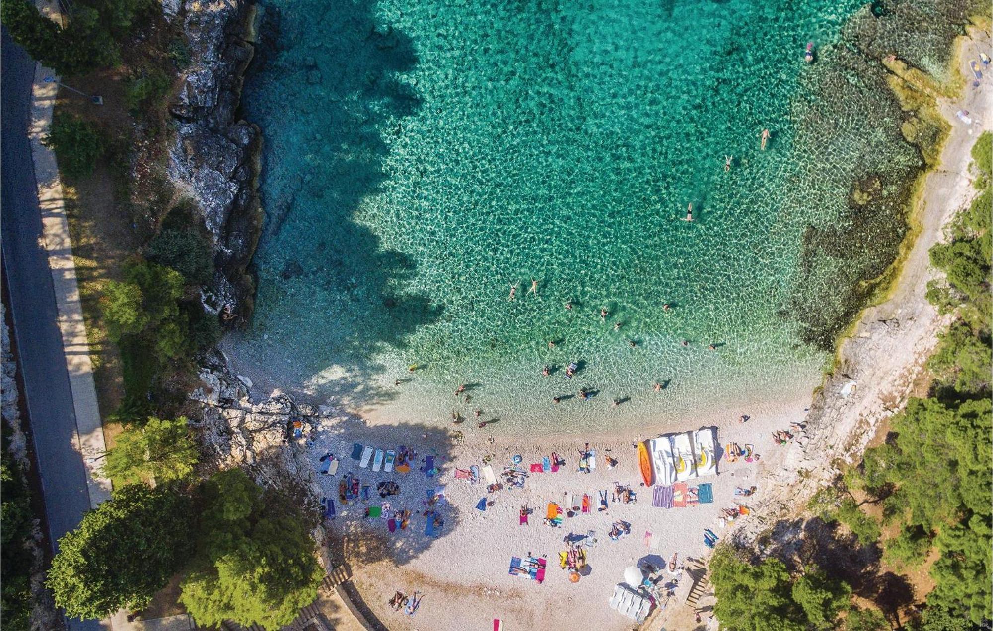 Awesome Apartment In Pula With Wifi 外观 照片