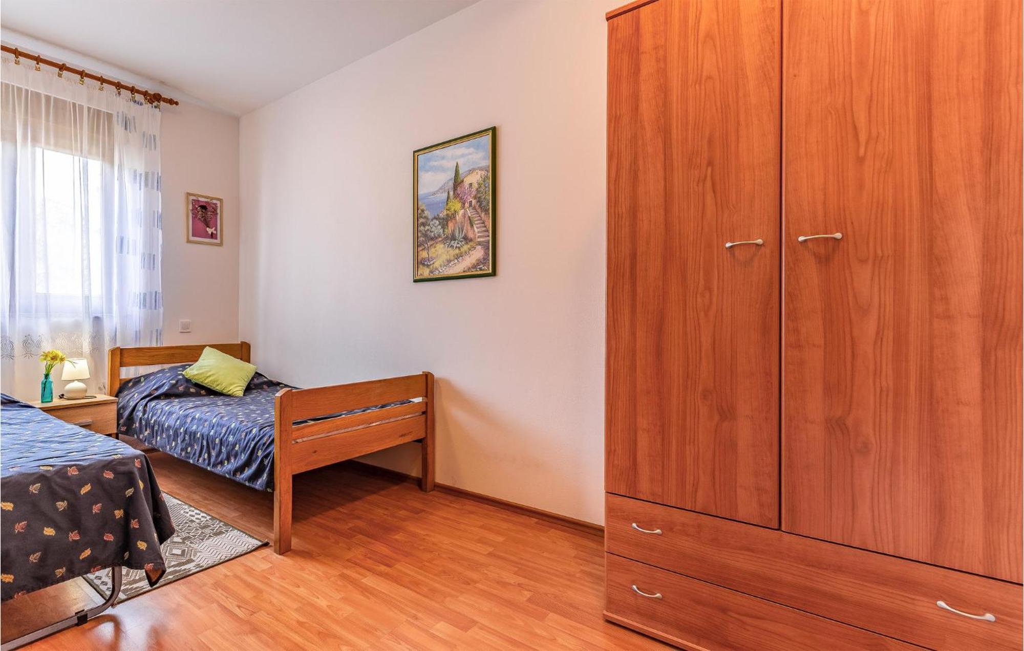 Awesome Apartment In Pula With Wifi 外观 照片